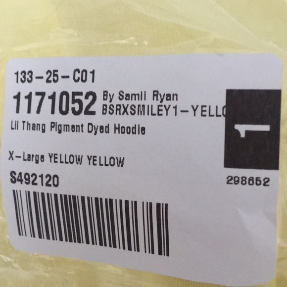 By Samii Ryan Lil Thang Pigment Dyed Hoodie - Picture 5 of 11